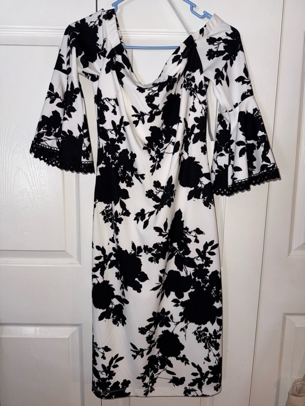 Elegant Black & White Floral Midi Dress